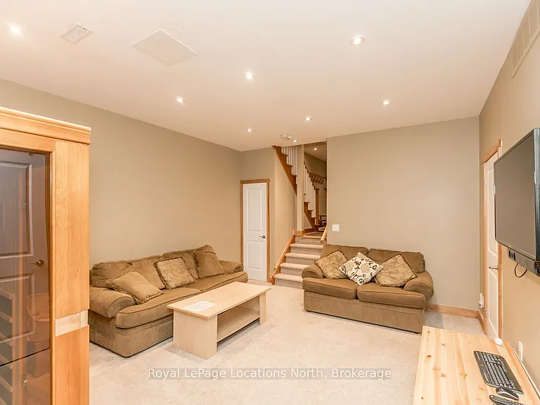104 Farm Gate Rd #6 — Photo 37
