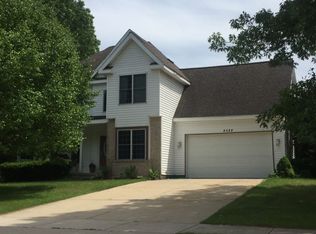 4088 Scenic Pines Dr NE, Rockford, MI 49341