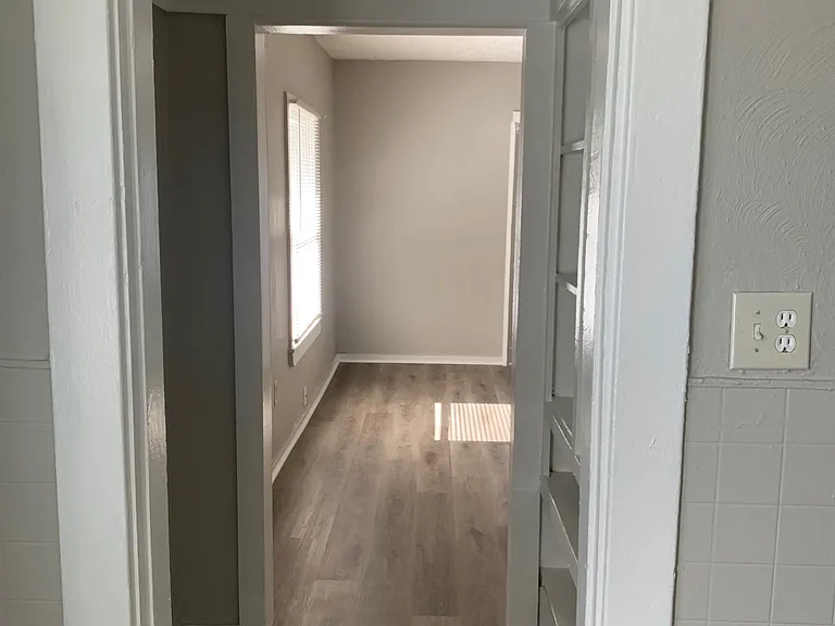 815 Dawson St #2 — Photo 6