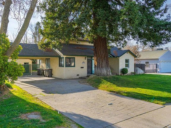 2nd image of 1521 Park Blvd