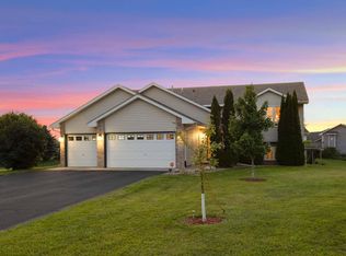 325 Apple Ct, Somerset, WI 54025