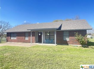 201 W Tomlinson St, Florence, TX 76527