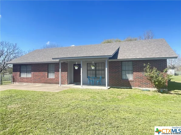 201 W Tomlinson St, Florence, TX 76527