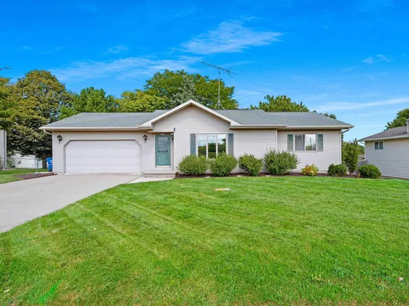 2440 W 20th Ave, Oshkosh, WI 54904