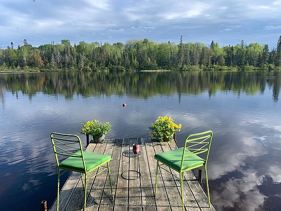 2nd image of 156 River Rd