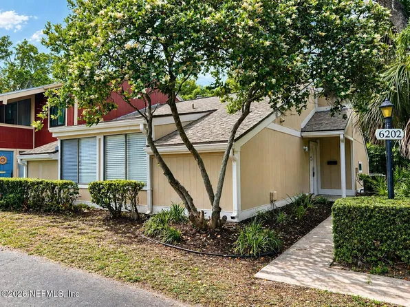 6202 LAKE TAHOE Drive #6202, Jacksonville, FL 32256