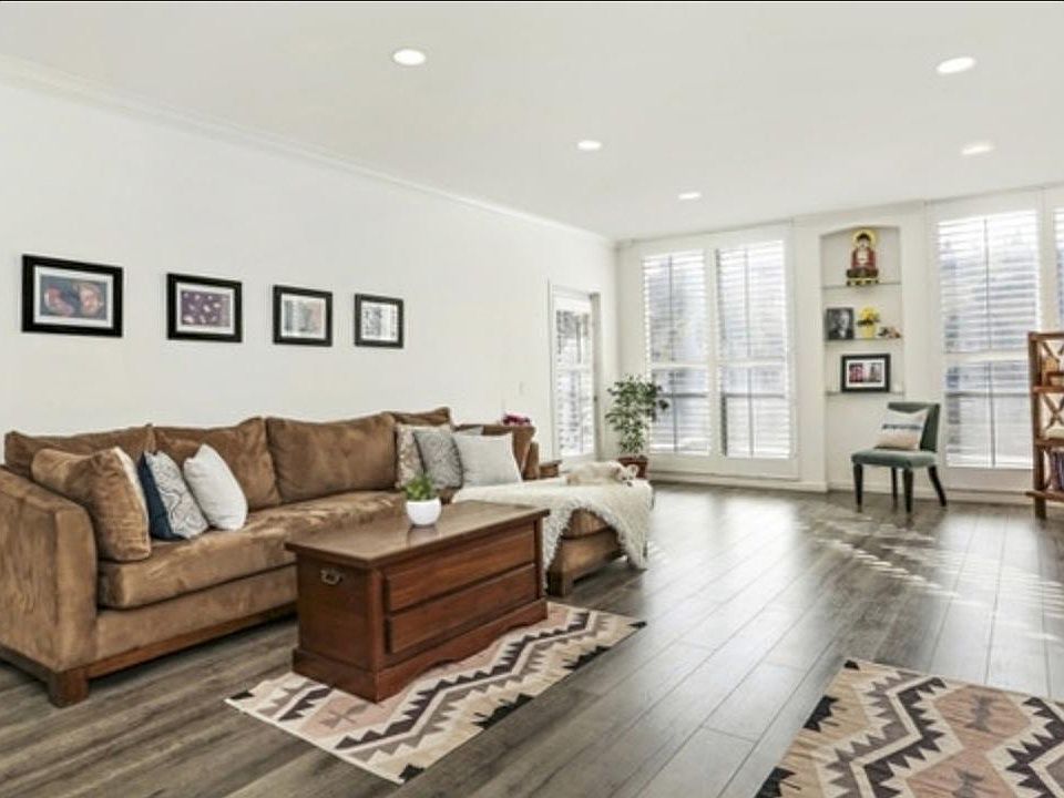 1st image of 1820 Canyon Dr APT 106