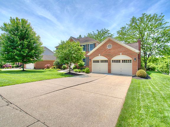 3rd image of 493 Gerhard Dr
