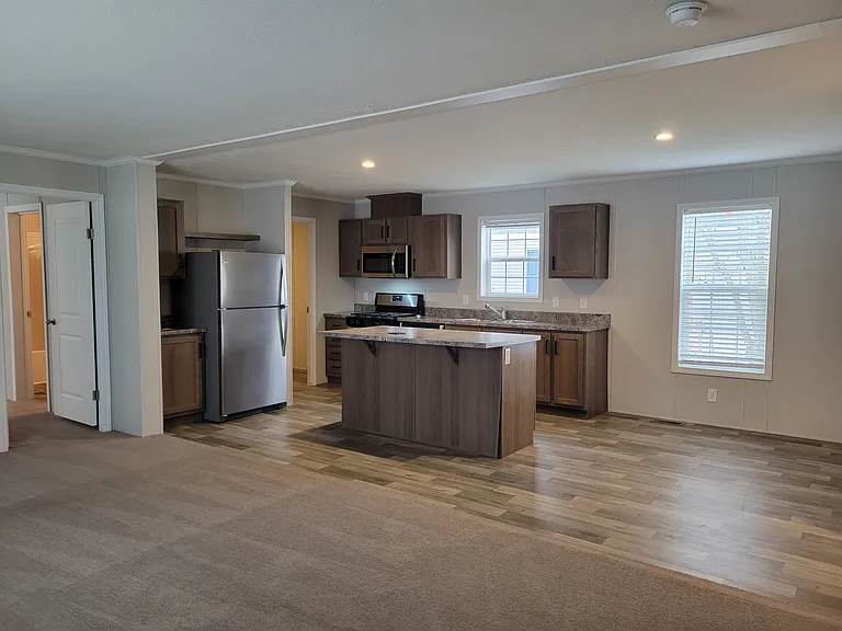 Channel View — Photo 15
