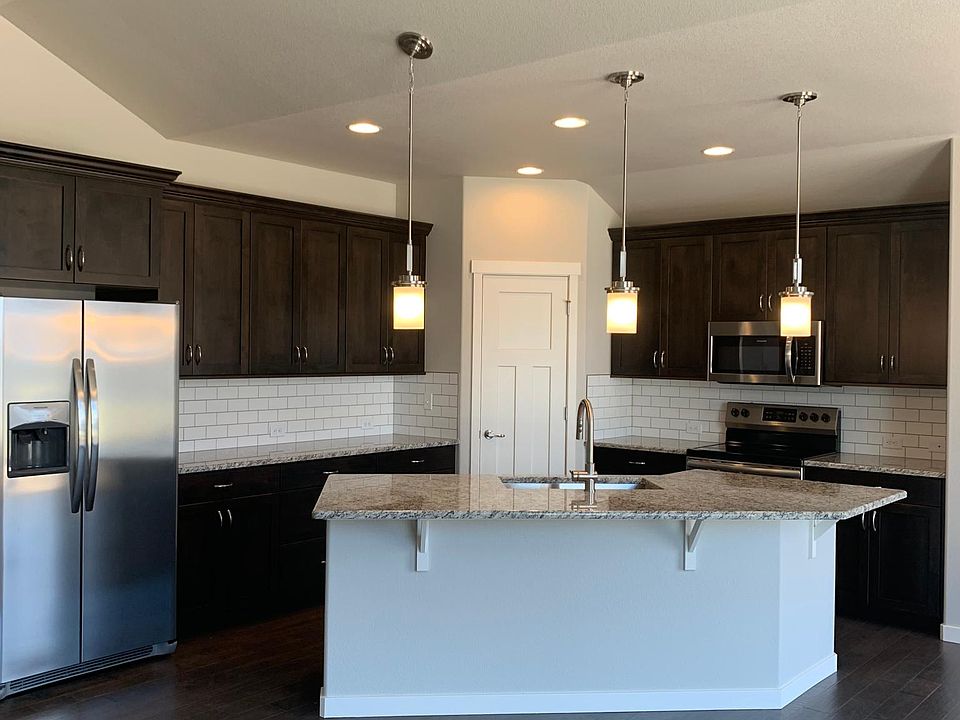 2nd image of 1361 Cimarron Cir