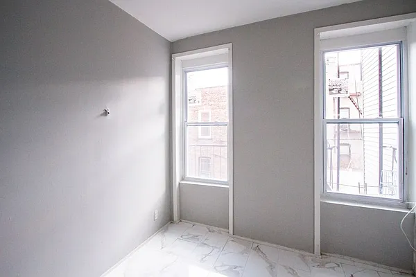 Rented by TheRealEstateCompany.com LLC | media 17