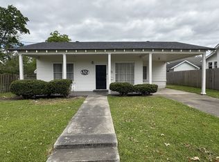 1011 6th St, Lake Charles, LA 70601