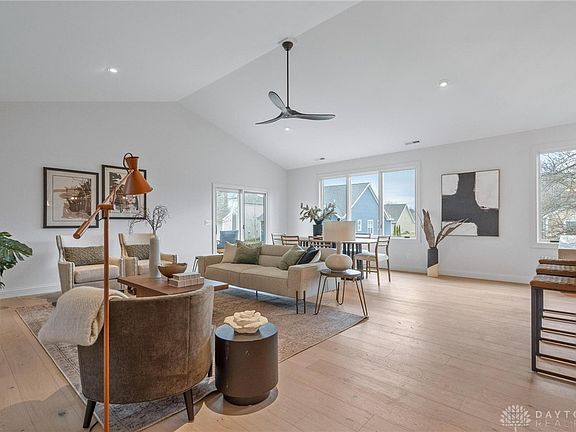 4th image of 2769 Terraceview Cir