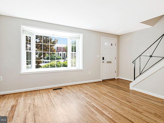3rd image of 3763 Keller Ave #111