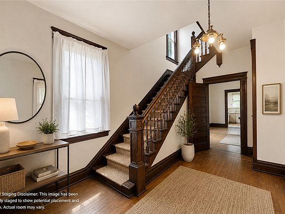 4th image of 518 Pearl Ave