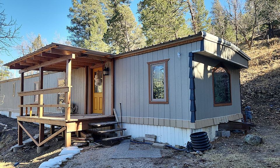 1st image of 207 S Oak Dr