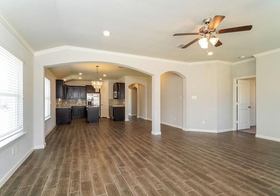 1st image of 945 Cypress Ml