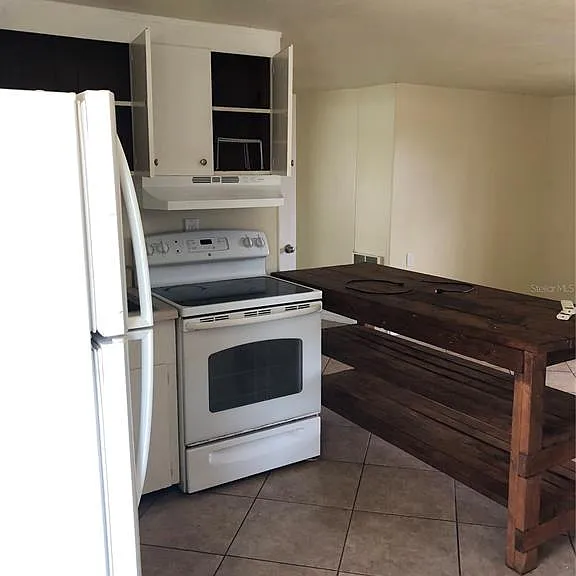 1395 Sharlo Ln #1395 — Photo 6