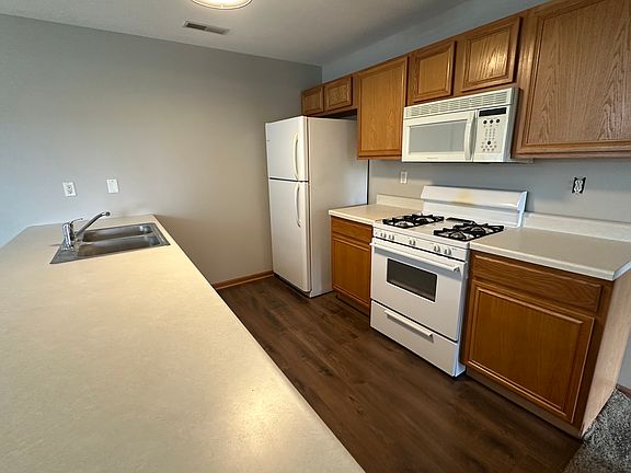 5th image of 10450 Metalmark Ln Unit 4
