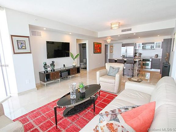 5th image of 1900 N Bayshore Dr APT 3014