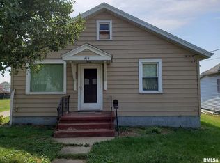 414 W Cooke St, Mount Pulaski, IL 62548