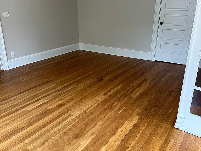 219 Jordan Ln — Photo 11