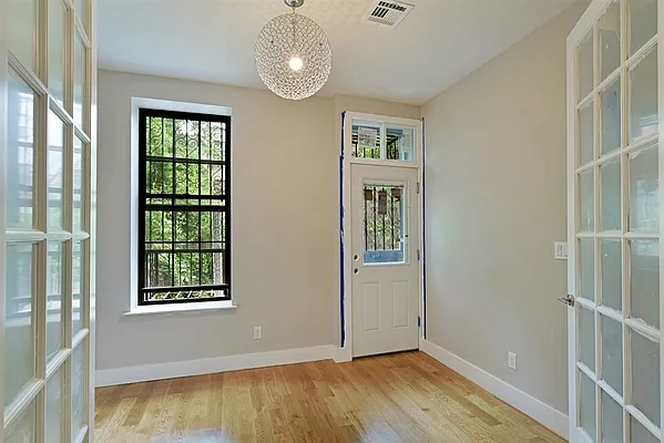 Rented by Spot It Realty LLC | media 21