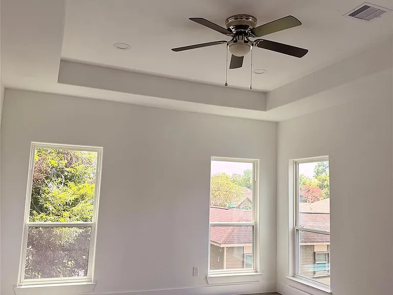 4436 Aledo St — Photo 14