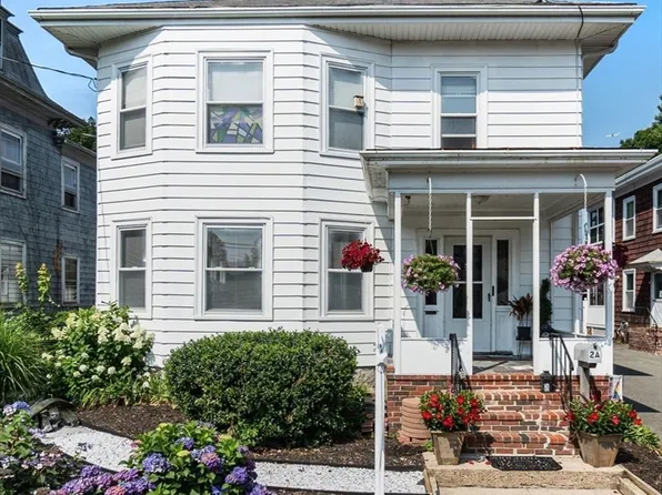 2-2A Linden St #1, Salem, MA 01970