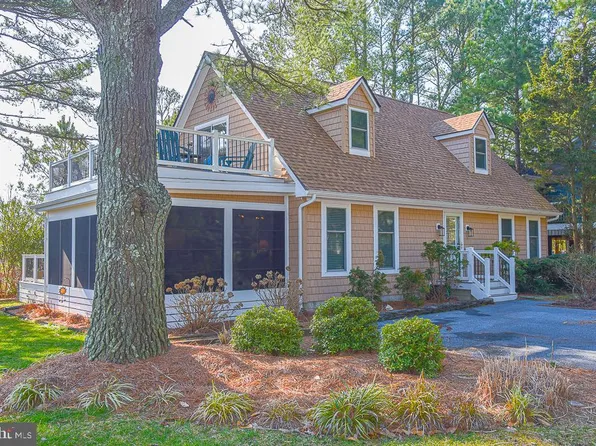 956 Lake View Dr, Bethany Beach, DE 19930