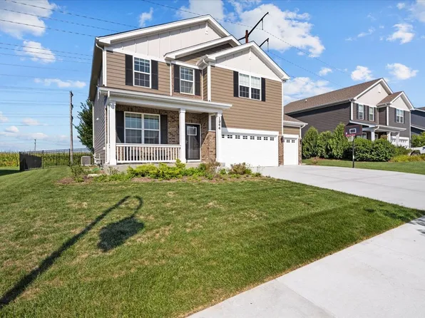 1944 Moran Dr, Shorewood, IL 60404