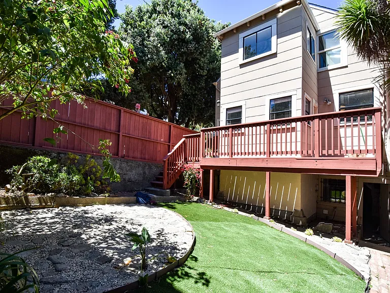 4447 24th St — Photo 3