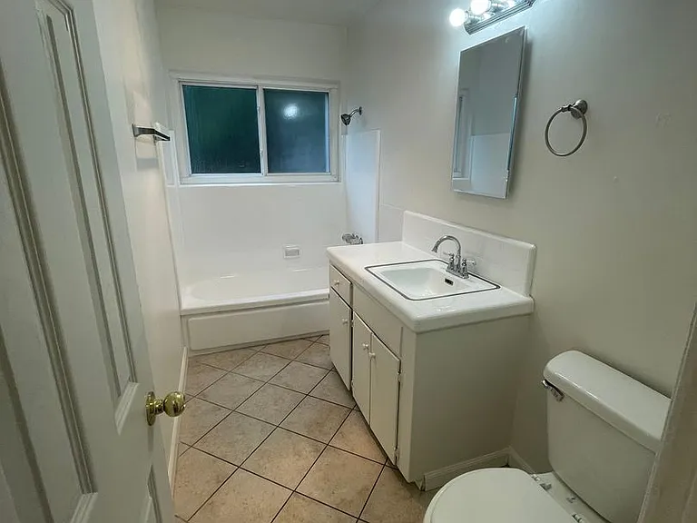 4453-55 Rosebud Ln #A-D — Photo 10