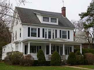 1st image of 546 Glen St