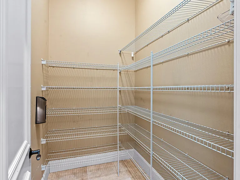 17550 Circle Pond Ct — Photo 25