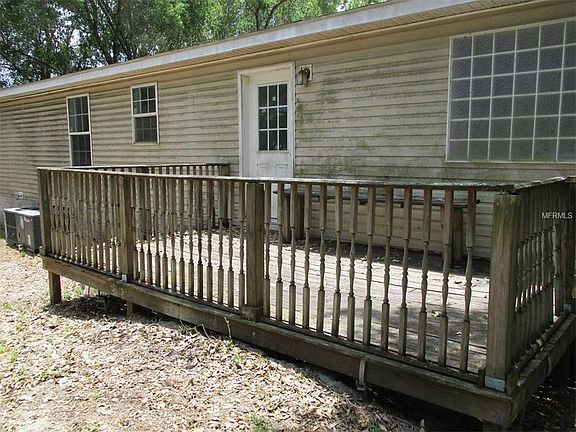 4th image of 1548 SE Peach Dr