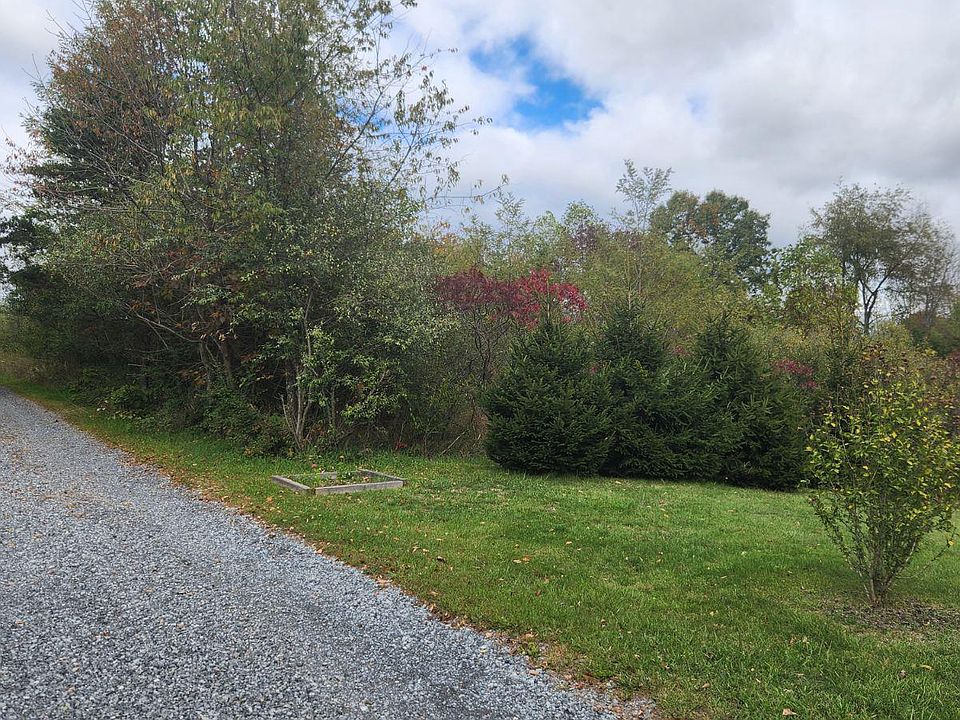 2nd image of 445 Longview Rd