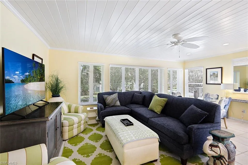 2 bed, 2.0 bath, 1058 sqft, $8,000 — Photo 1