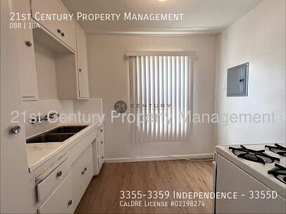 4th image of 3355-3359 Independence Ave #3355D