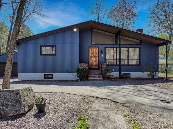 40 Pinedale Ave, Haverhill, MA 01830