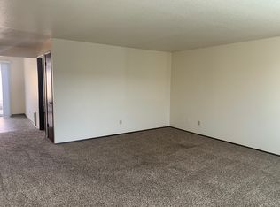 908 S 41st Ave APT A, Yakima, WA 98908