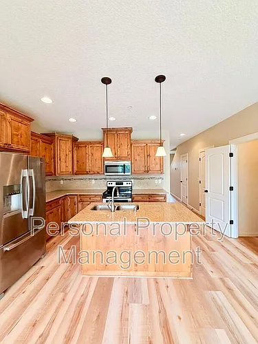 219 N 33rd Ct Photo 1