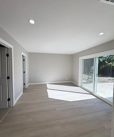 Principal bedroom