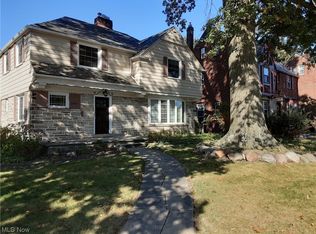 3901 Meadowbrook Blvd, University Heights, OH 44118