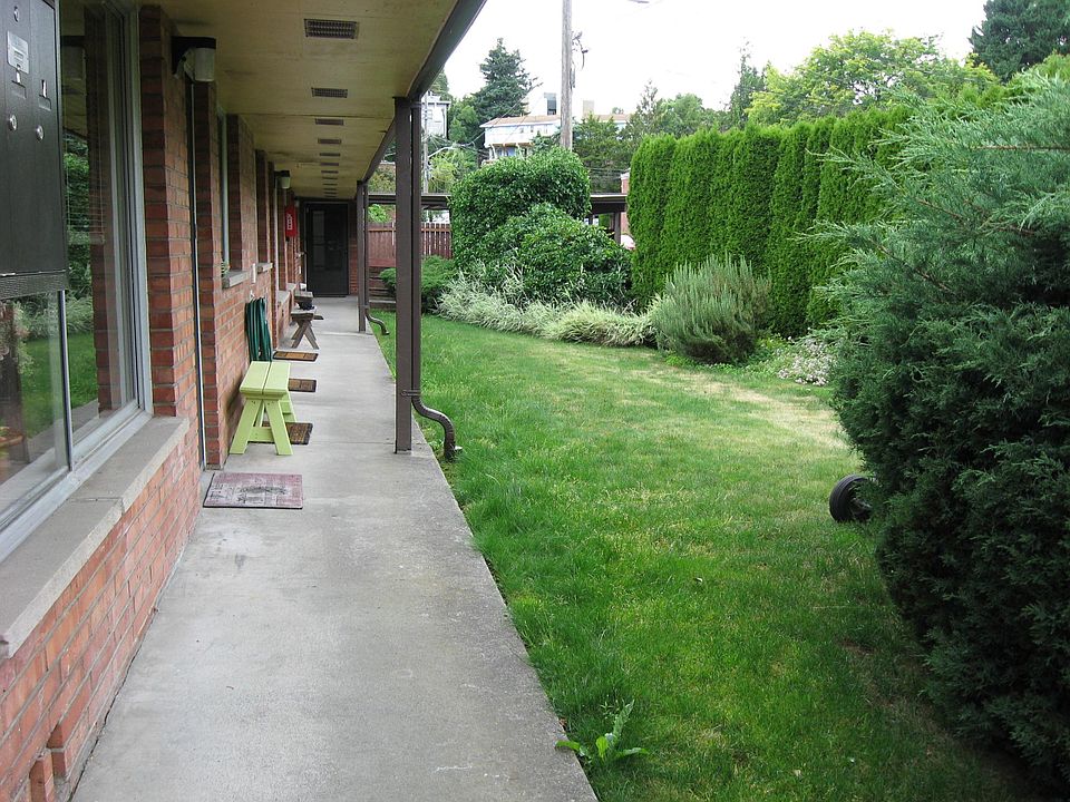 COVERED WALKWAY TO UNIT 2