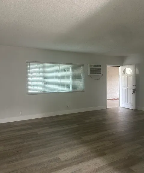 310 W Mountain View Ave #0 — Photo 6