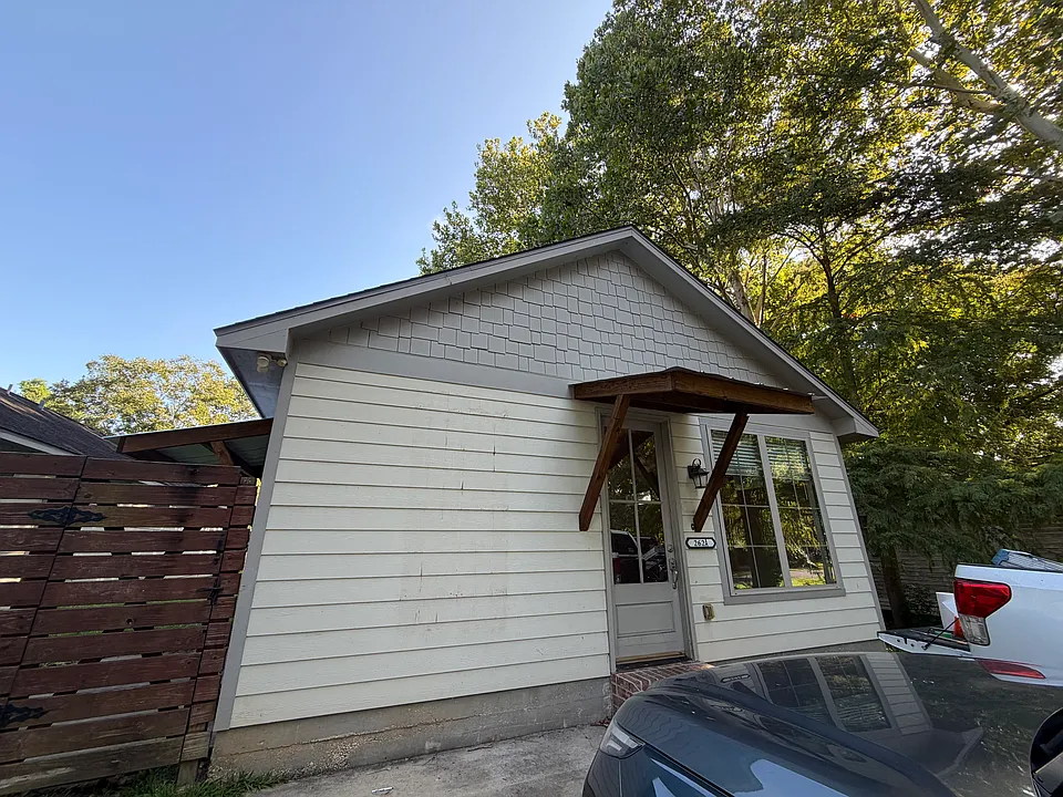 262 Soulanges Rd