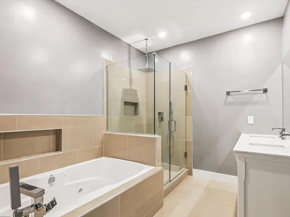 1726 Gainesville St SE, Washington, DC 20020
