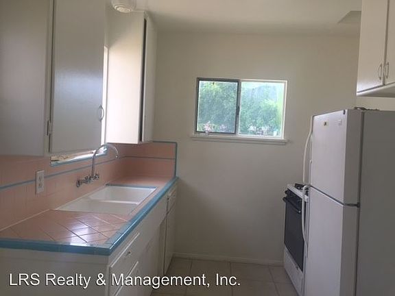 3rd image of 173 N Berkeley Ave