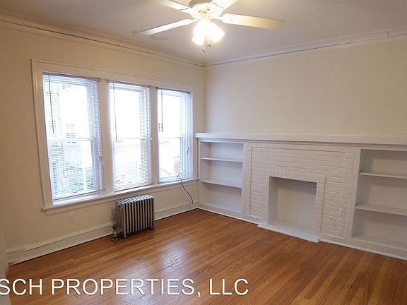 2nd image of 4305 N Damen Ave APT 3E